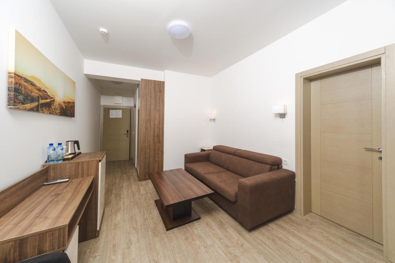 Hotel 219 Budva Eksteriør bilde