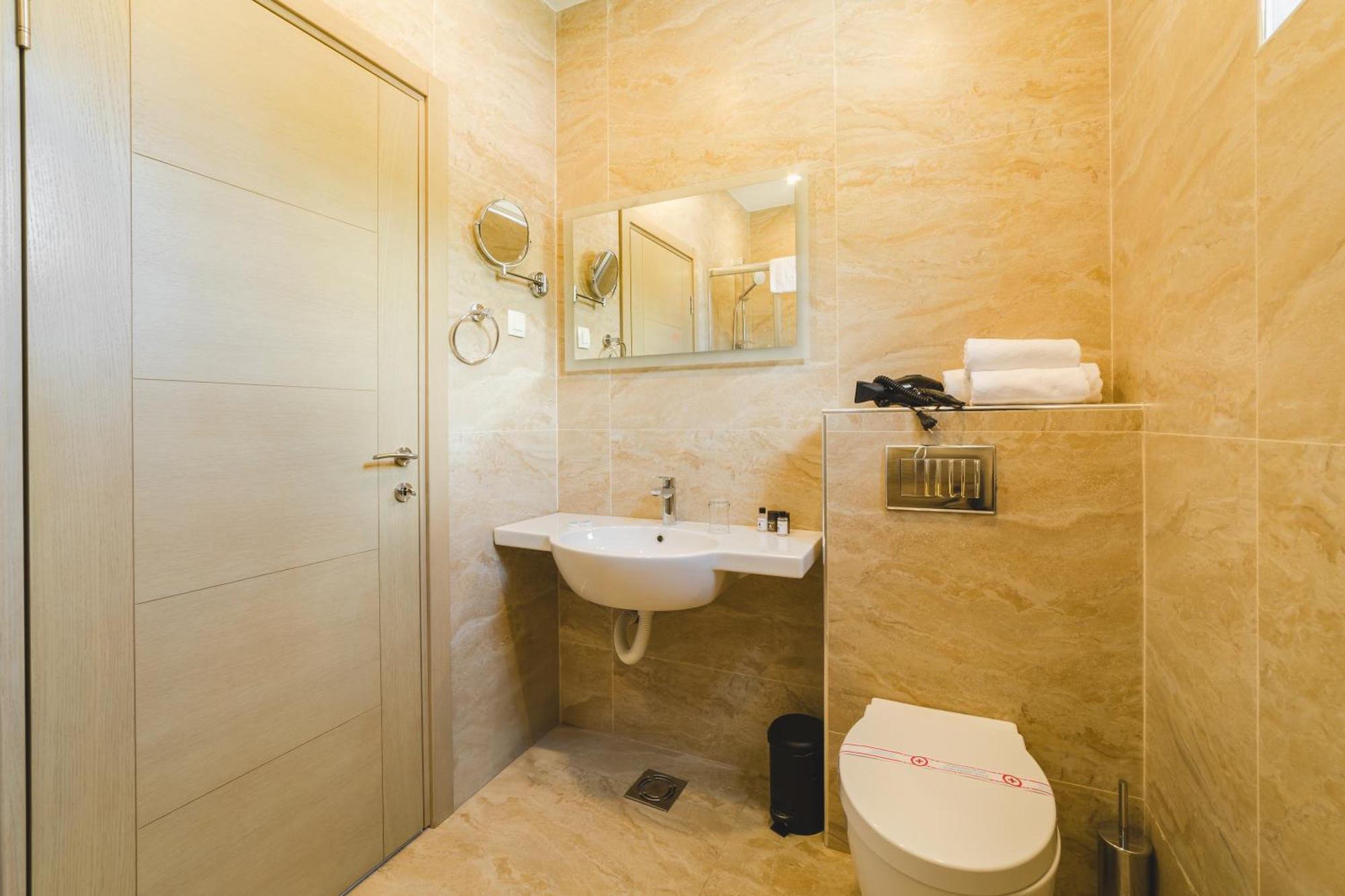 Hotel 219 Budva Eksteriør bilde
