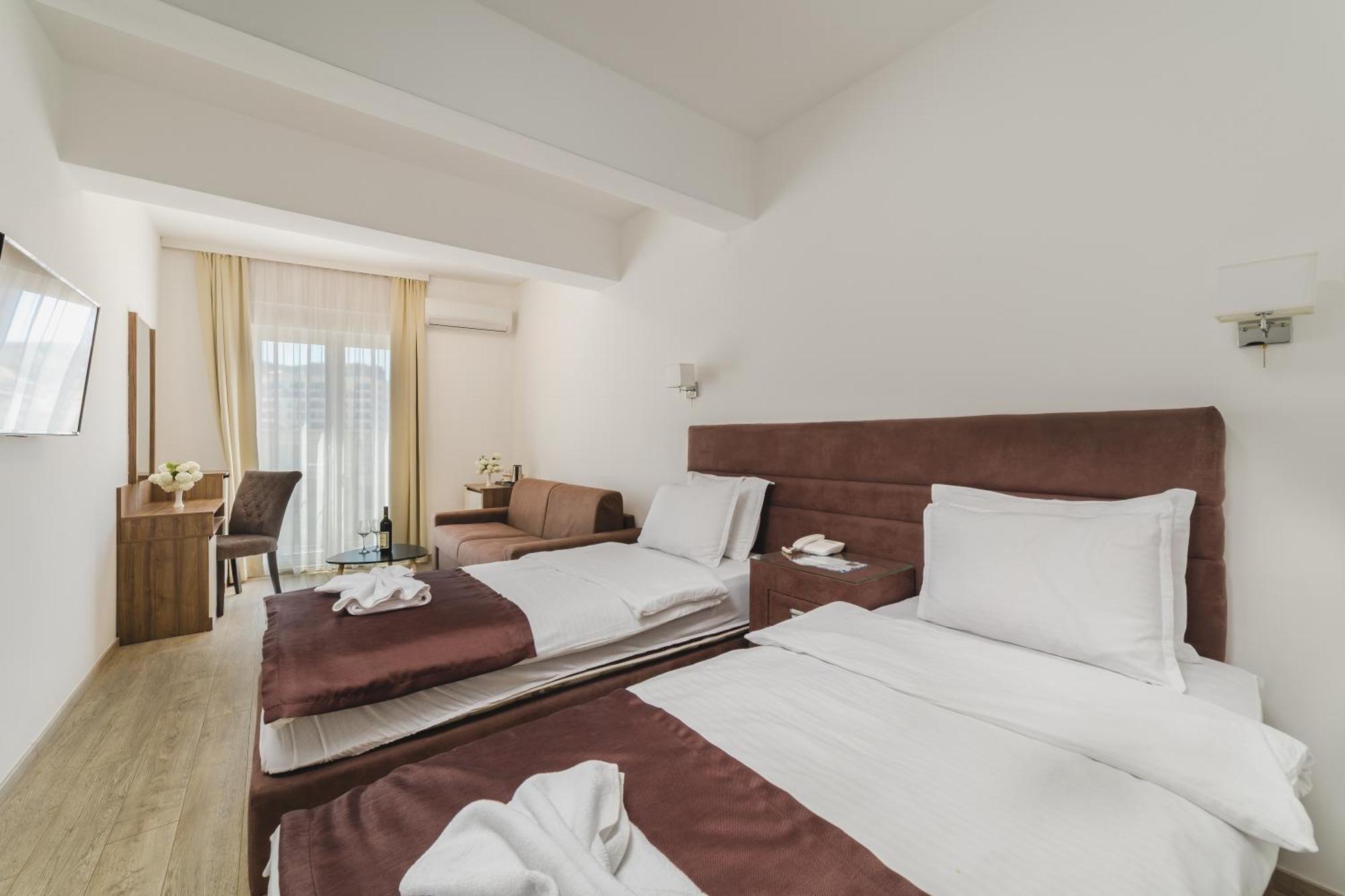 Hotel 219 Budva Eksteriør bilde